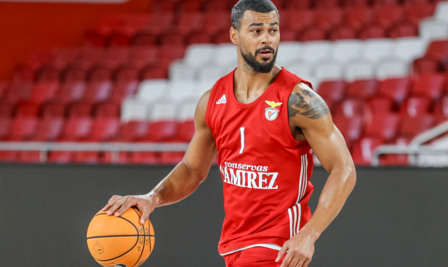 Photo of Aaron Broussard, professional basketball player for Benfica
